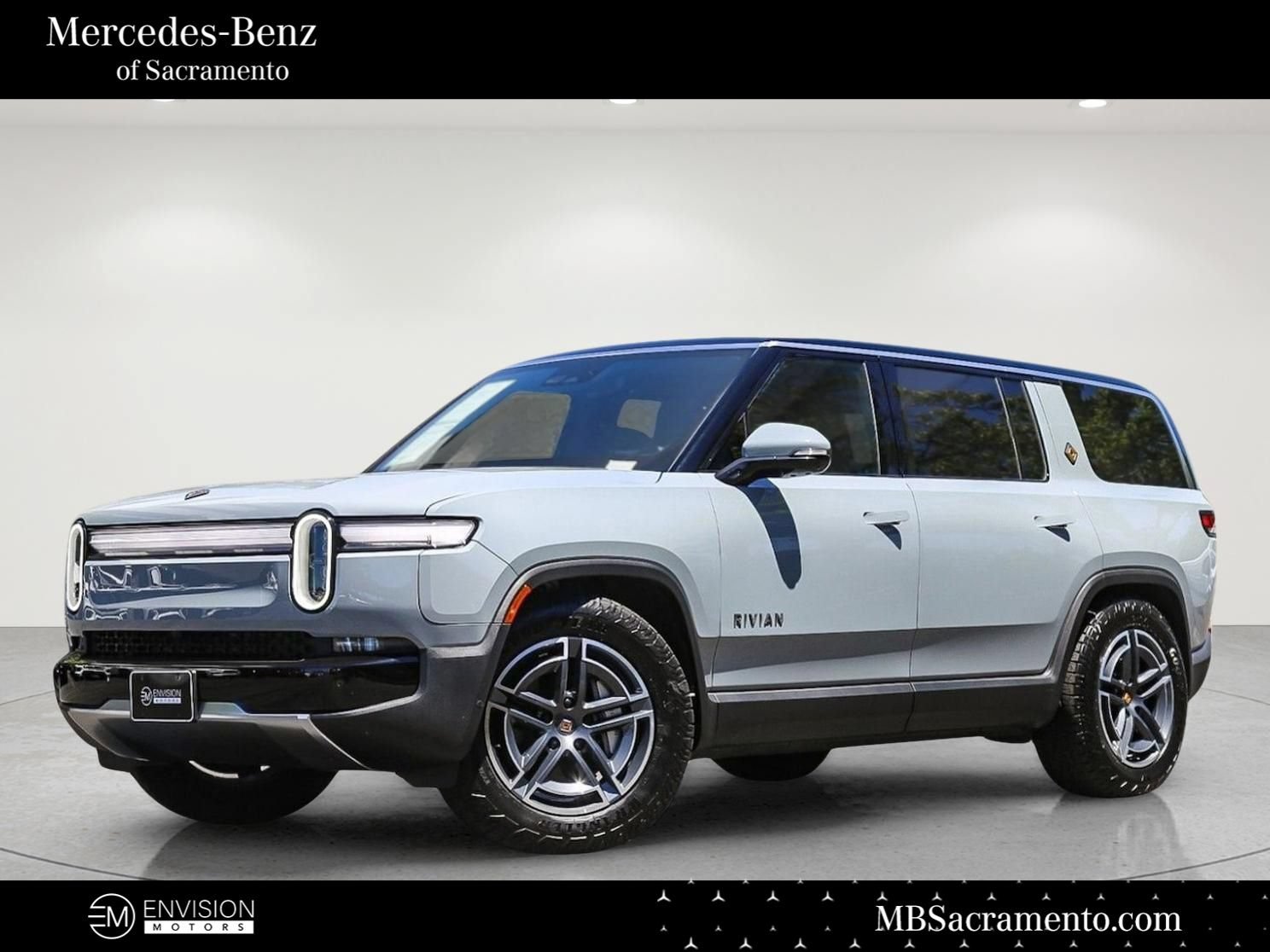 Used 2025 Rivian R1S Adventure