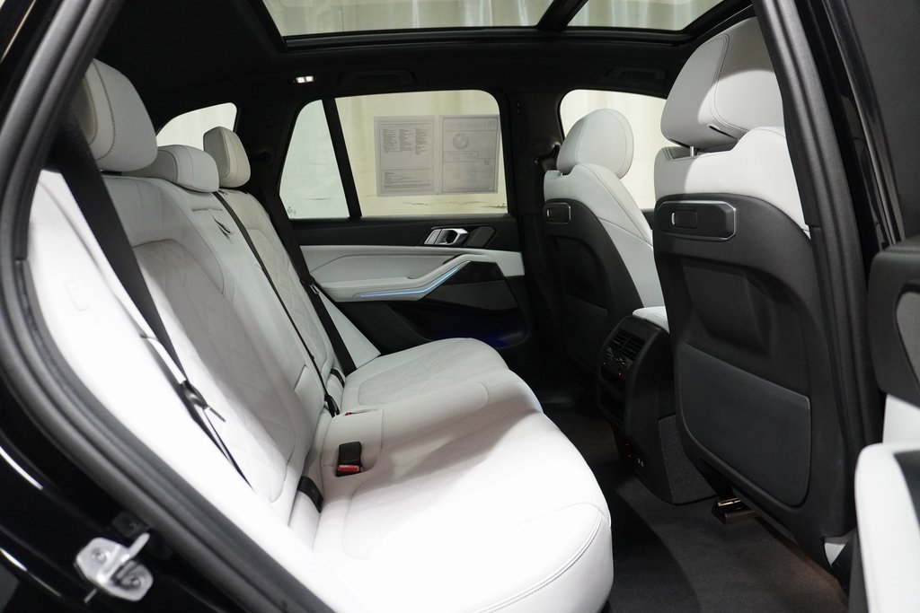 Certified 2024 BMW X5 xDrive50e w/ Premium Package image 15