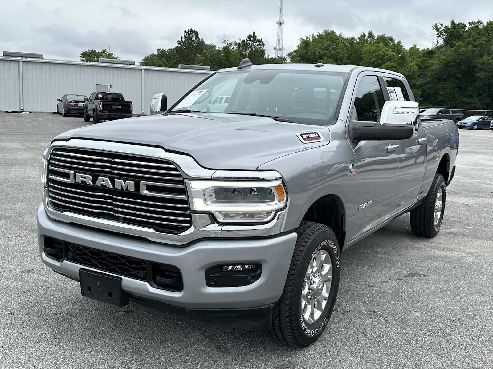 Used 2024 RAM 2500 Laramie w/ Safety Group AWD/4WD image 4
