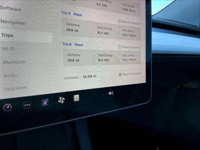 Used 2024 Tesla Model Y Long Range RWD image 15