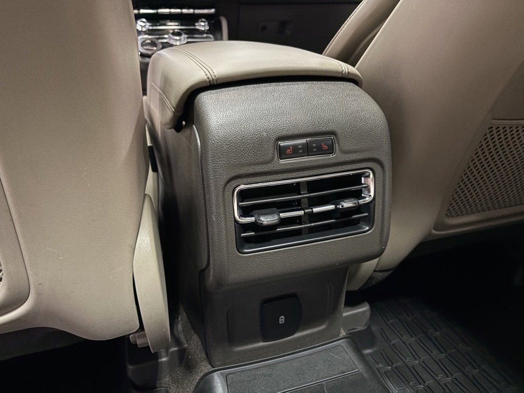 Used 2021 Lincoln Corsair Reserve w/ Equipment Group 201A image 26