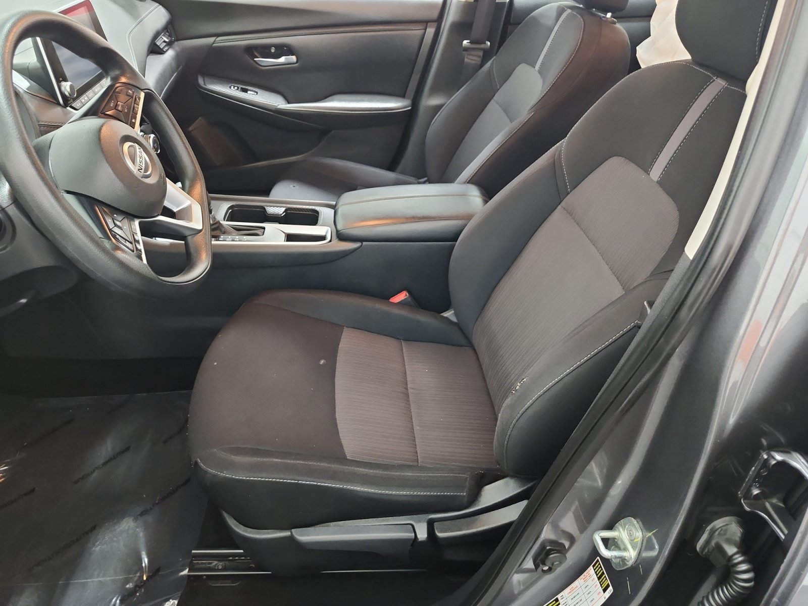 Used 2023 Nissan Sentra SV FWD image 9