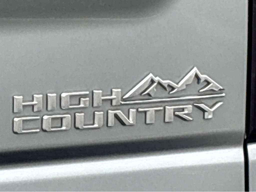 Used 2024 Chevrolet Silverado 2500 High Country w/ High Country Premium Package image 24