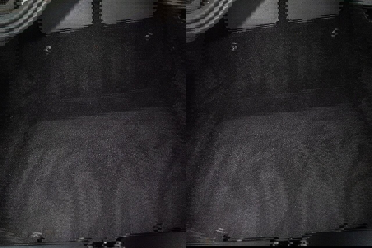 Used 2018 Aston Martin DB11 V12 image 38