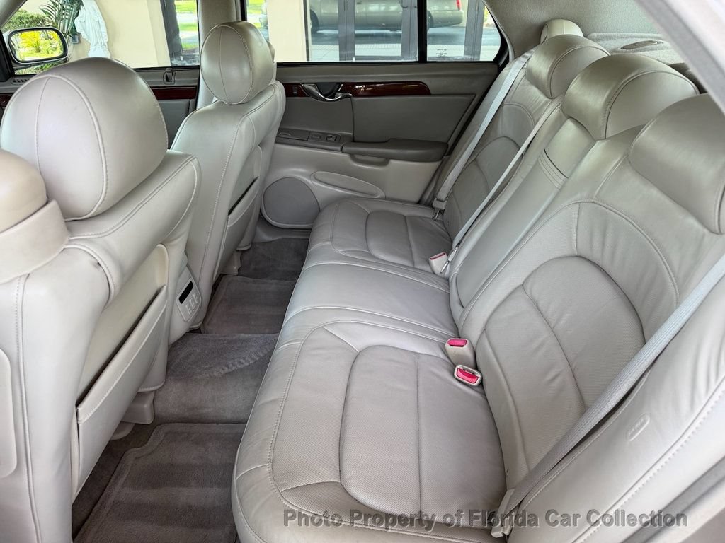 Used 2004 Cadillac De Ville DTS w/ Equipment Group FWD image 8
