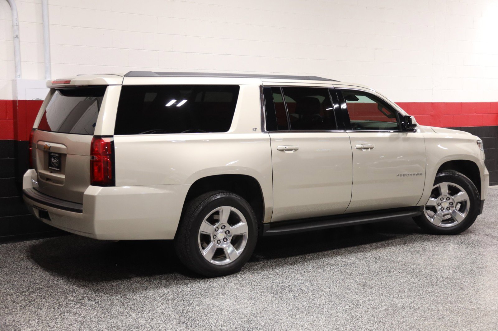 Used 2017 Chevrolet Suburban LT AWD/4WD image 8