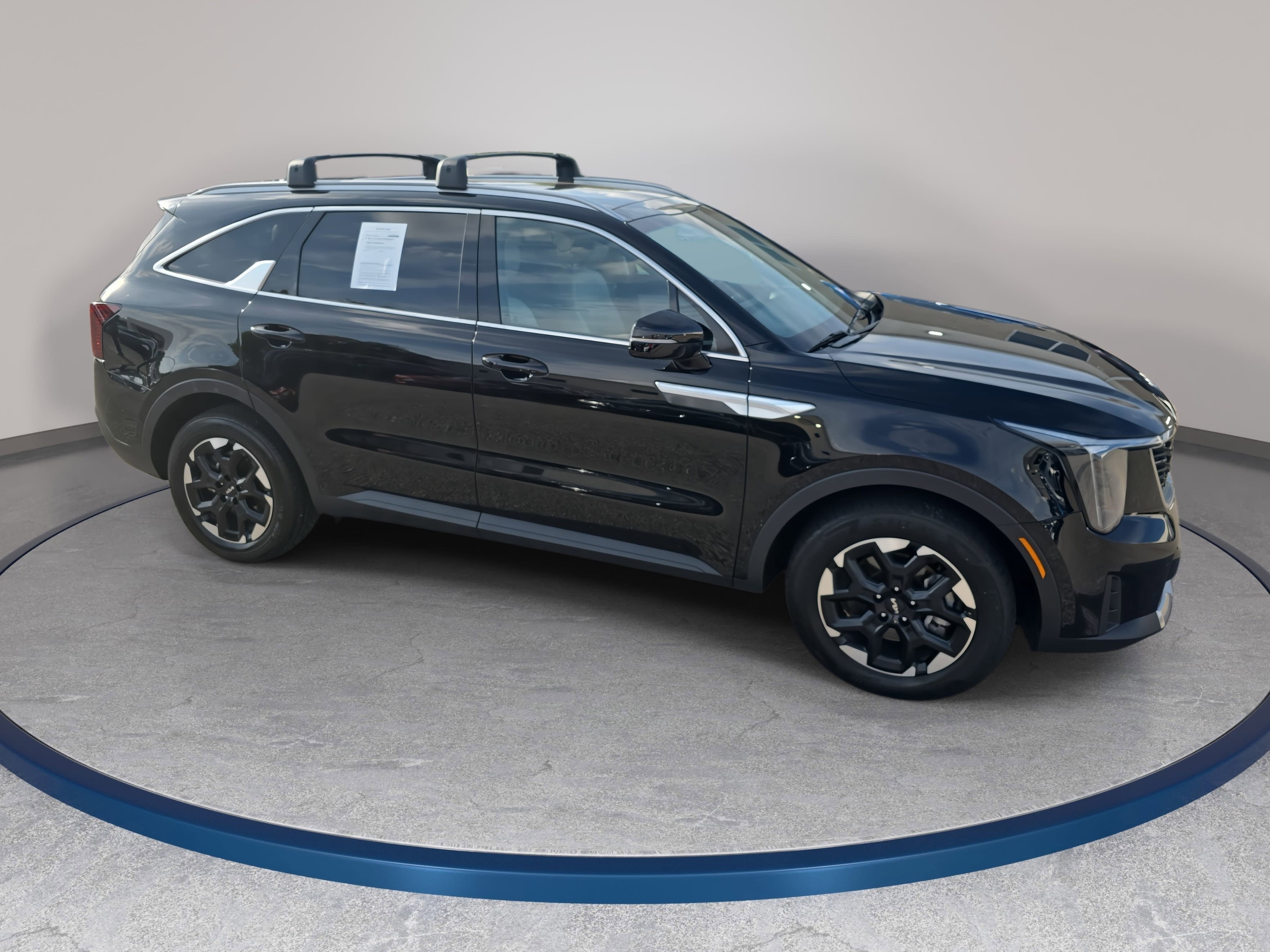 Used 2025 Kia Sorento S w/ Panoramic Sunroof Package FWD image 3