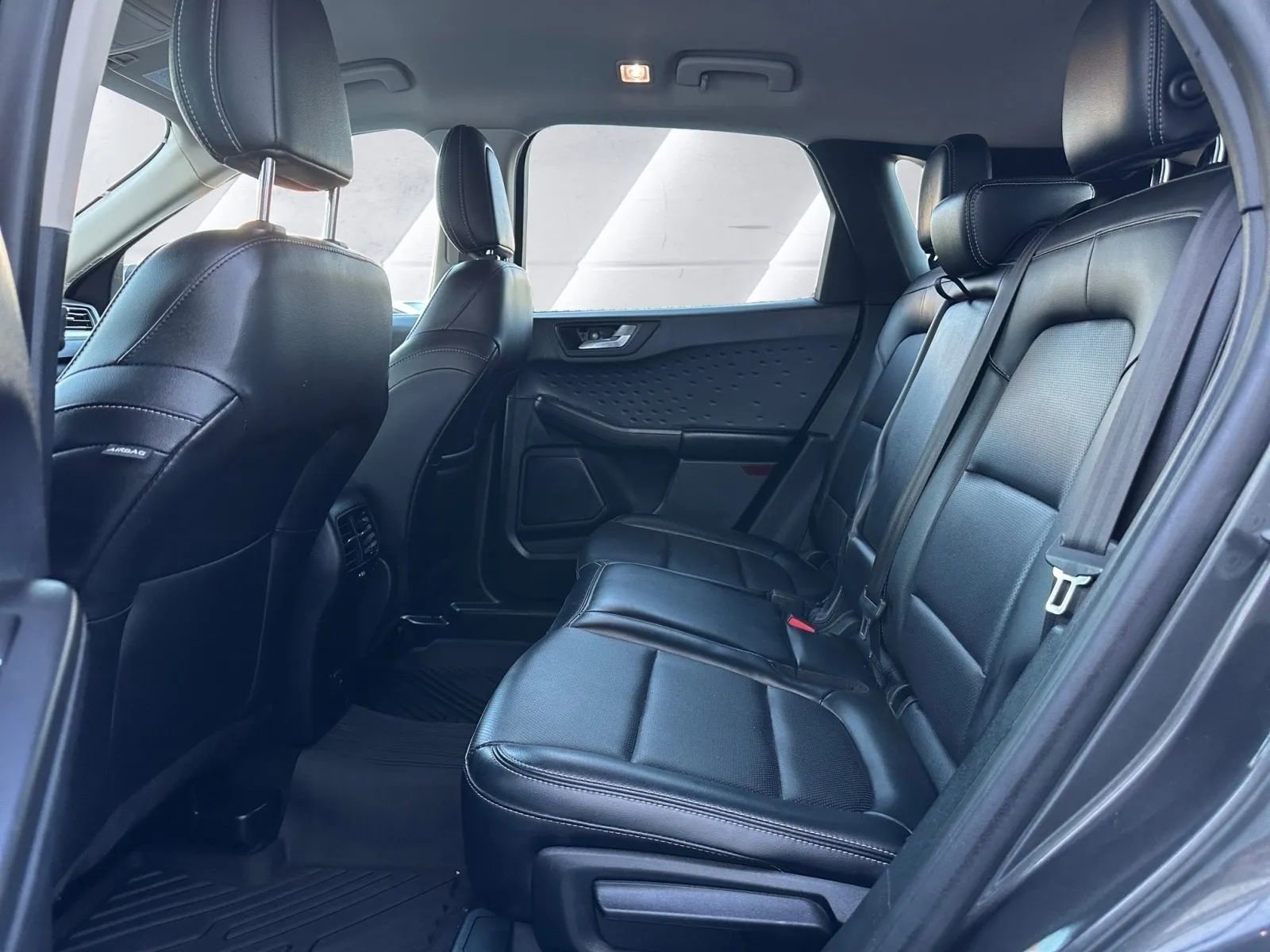 Used 2020 Ford Escape SEL image 11