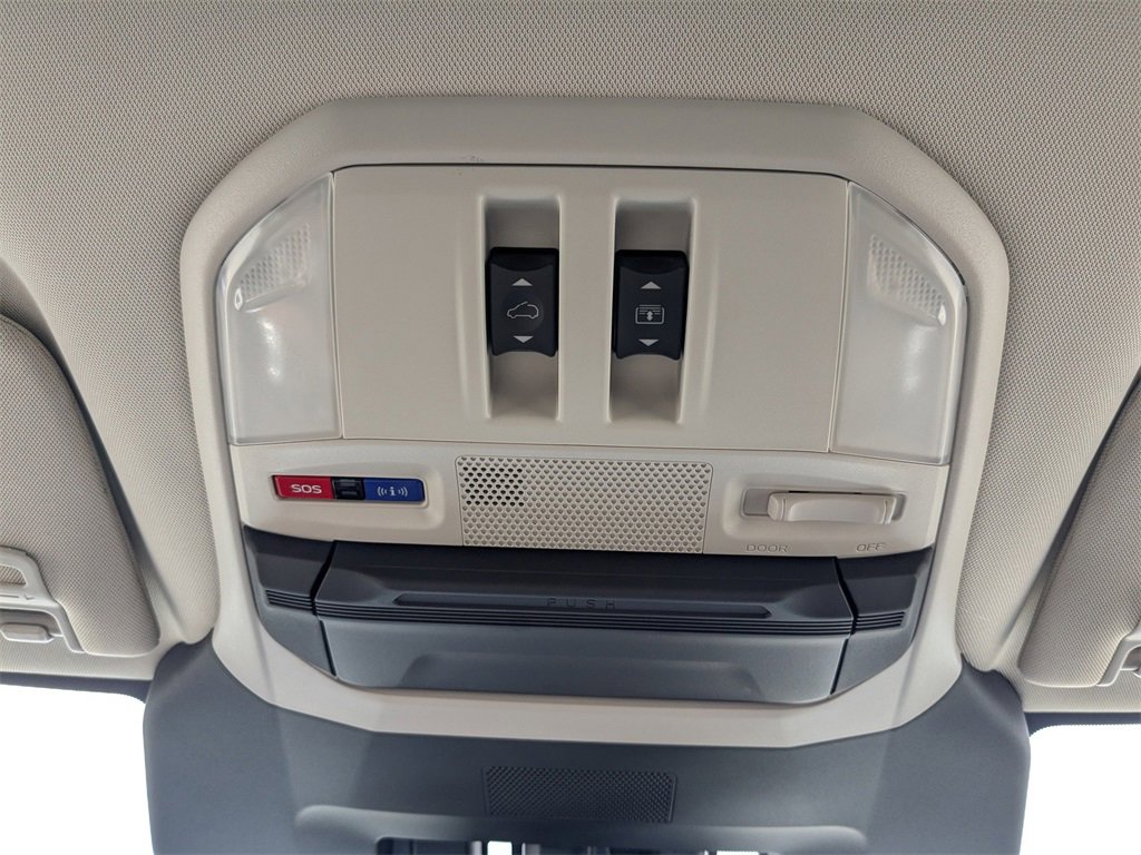 New 2025 Subaru Ascent Touring w/ Popular Package #1 image 30