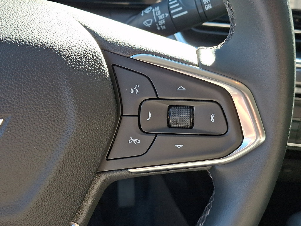 Used 2026 Chevrolet Trax ACTIV w/ Driver Confidence Package FWD image 27