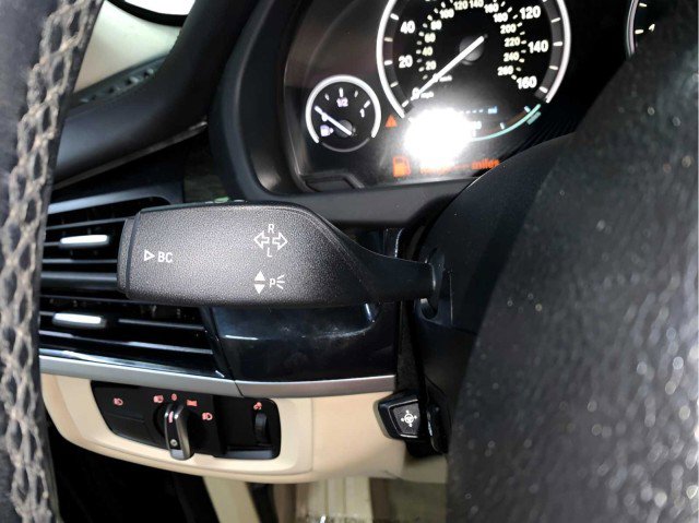 Used 2015 BMW X5 xDrive50i AWD/4WD image 30