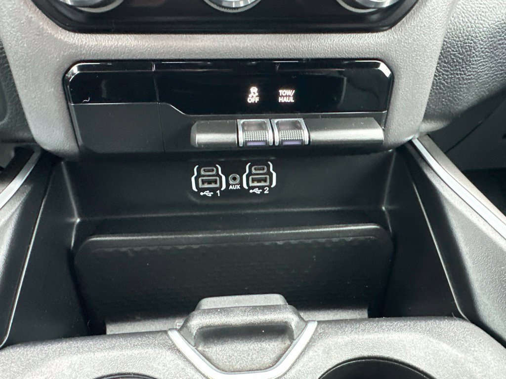 Used 2023 RAM 1500 Big Horn AWD/4WD image 47