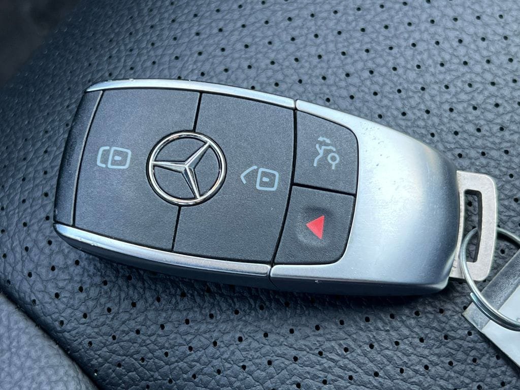 Used 2023 Mercedes-Benz GLE 450 4MATIC image 34