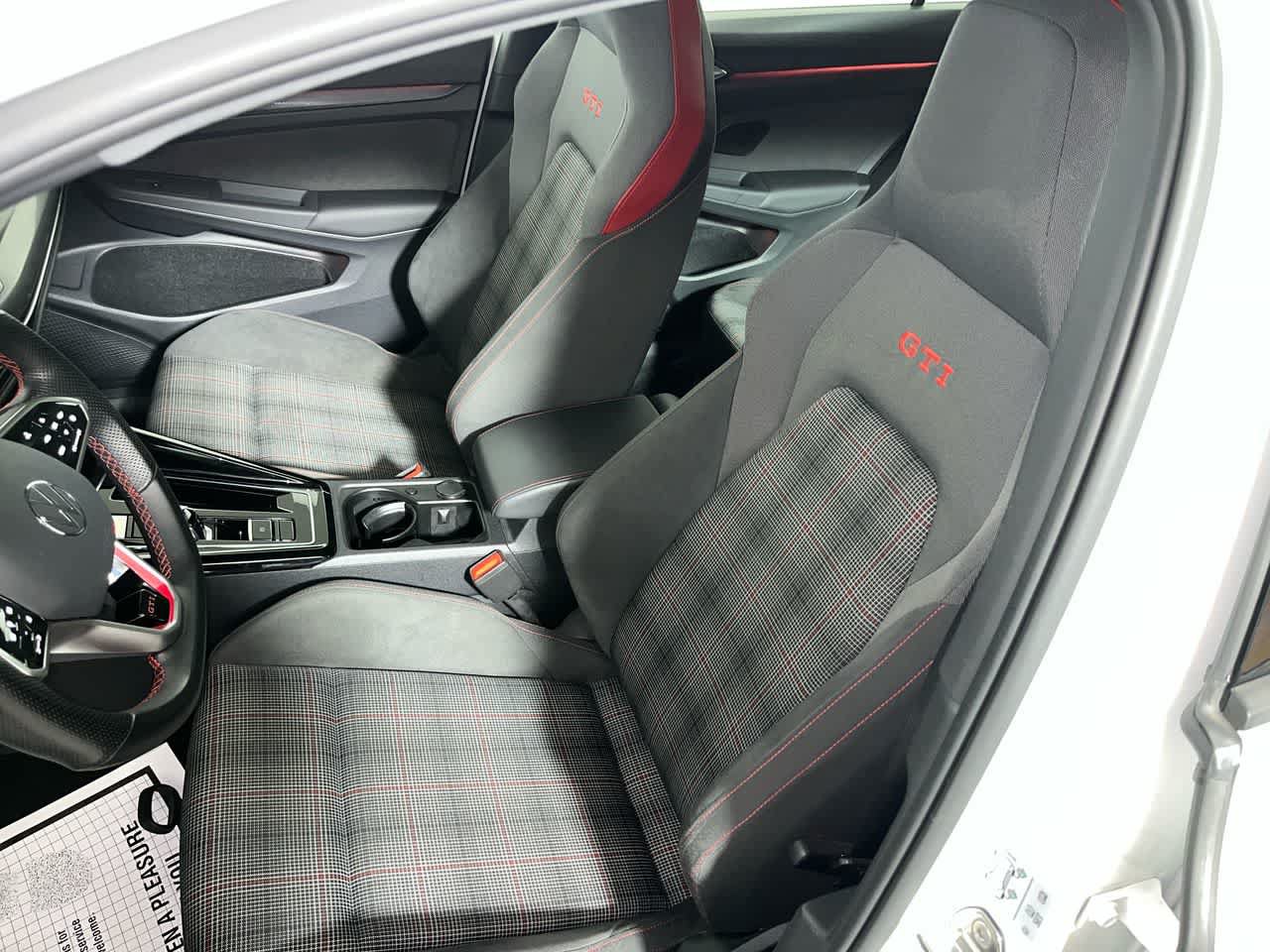 Used 2023 Volkswagen GTI SE FWD image 15