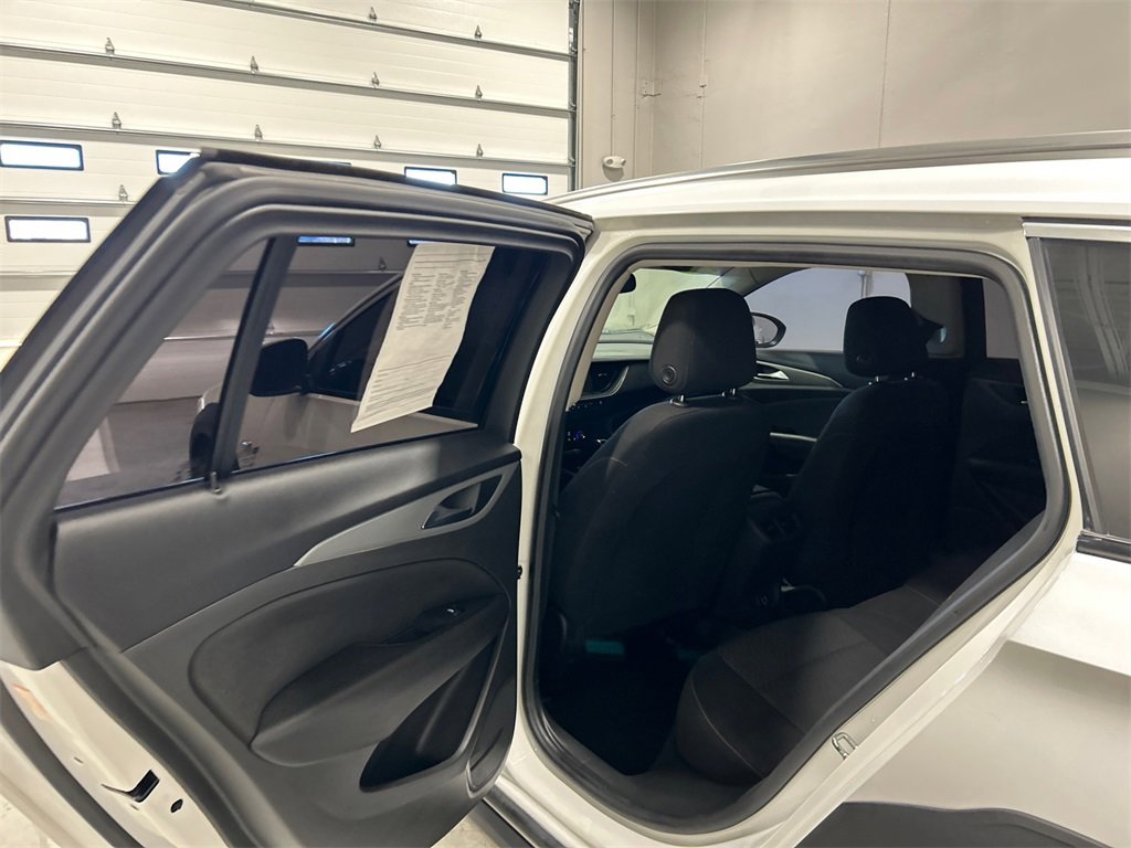 Used 2019 Buick Regal Preferred image 30