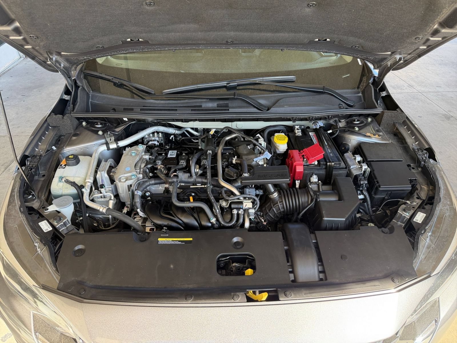 Used 2025 Nissan Sentra SV FWD image 31