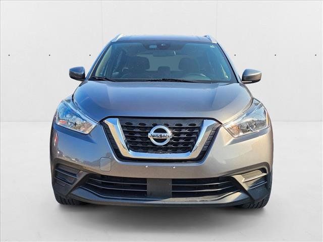 Used 2020 Nissan Kicks SV image 2