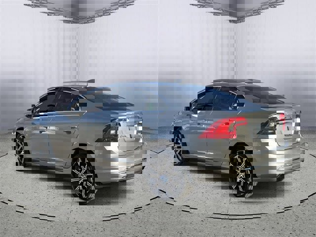 Used 2016 Volvo S60 T5 Premier image 6