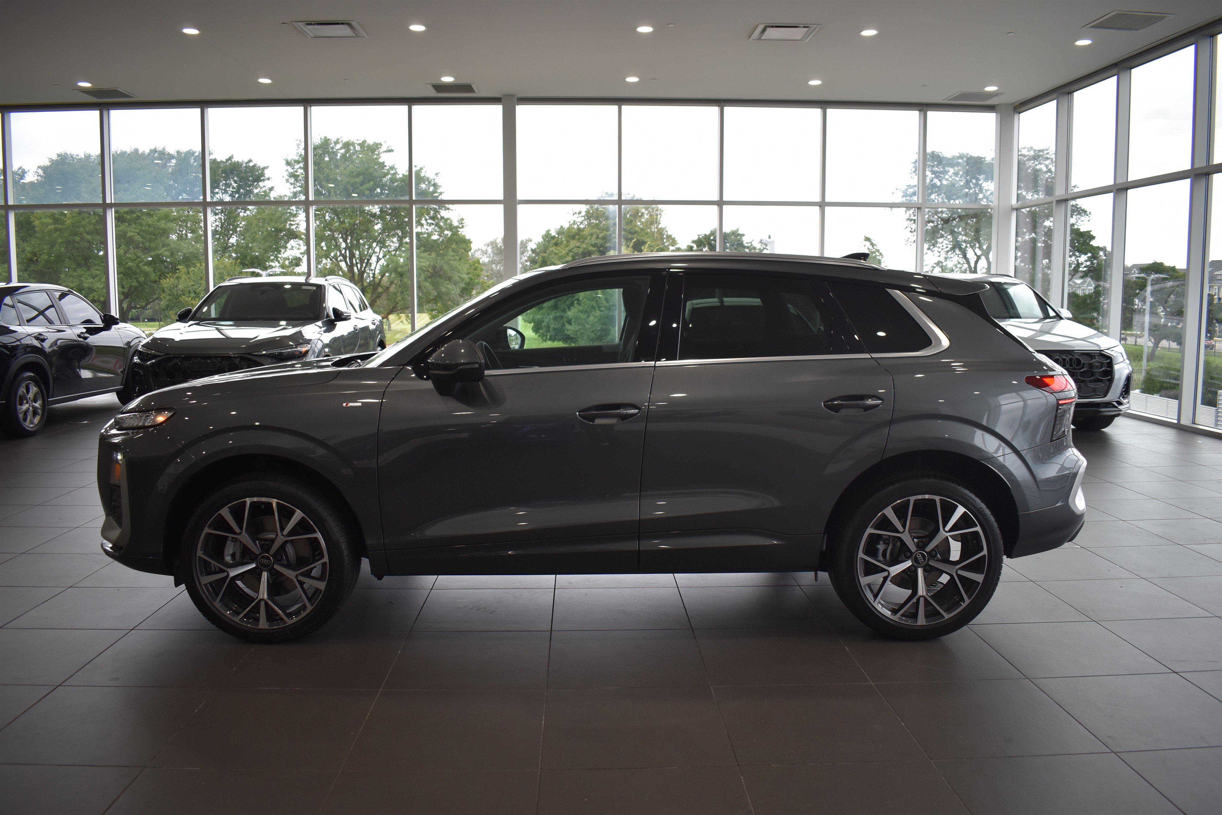New 2026 Audi Q3 quattro 2.0T AWD/4WD image 4