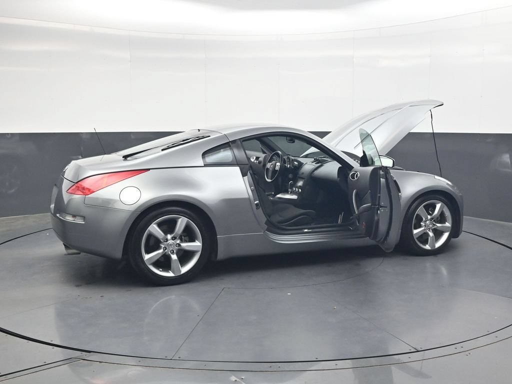 Used 2006 Nissan 350Z Enthusiast RWD image 34