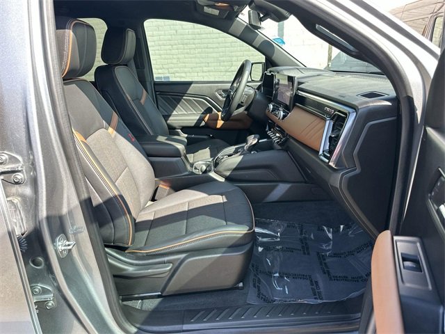 Used 2024 GMC Canyon AT4 w/ Canyon Safety Plus Package image 27