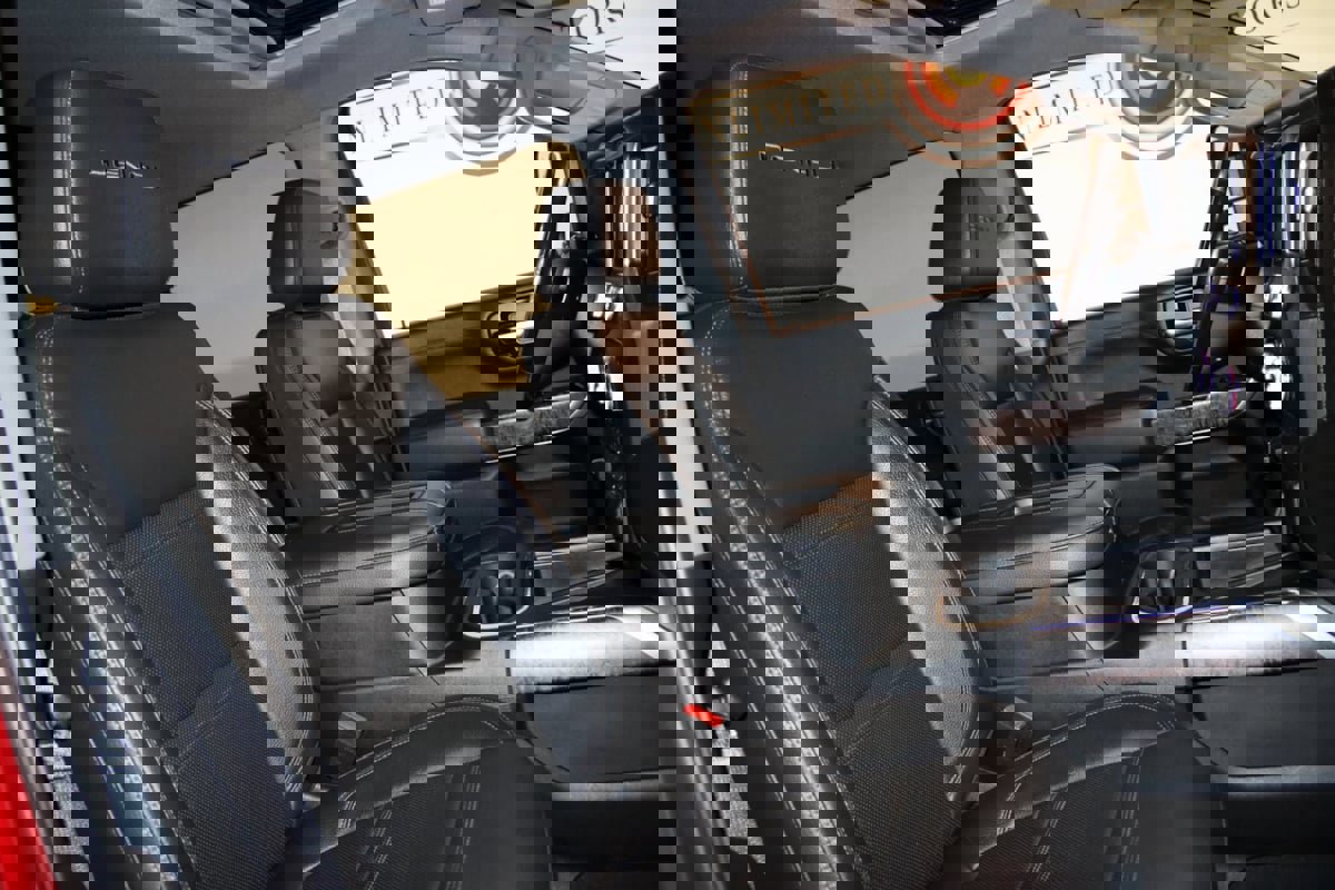 Used 2022 GMC Sierra 3500 Denali w/ Denali Ultimate Package image 70