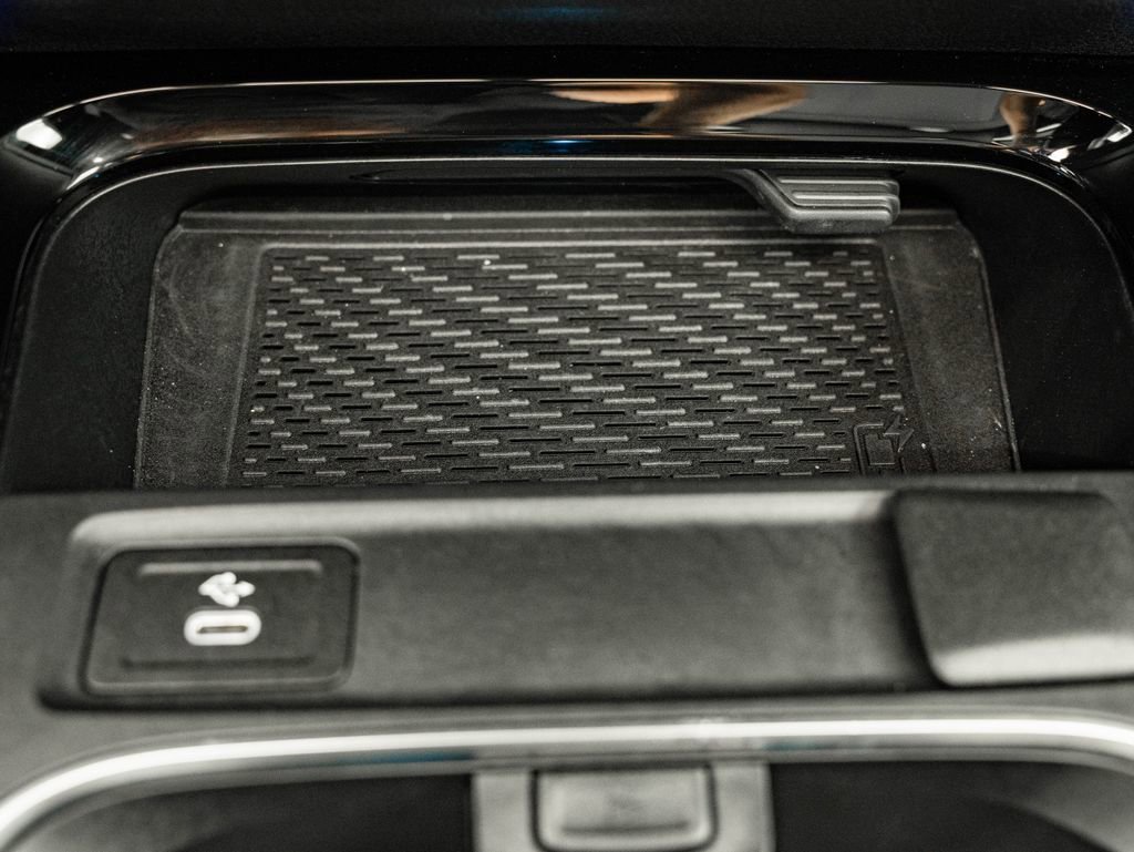 Certified 2024 Mercedes-Benz GLB 250 4MATIC image 36