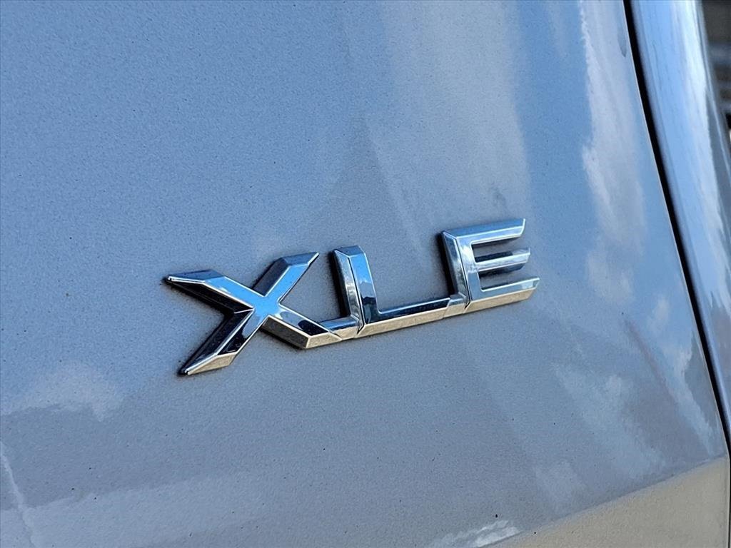 Used 2024 Toyota Grand Highlander XLE image 10