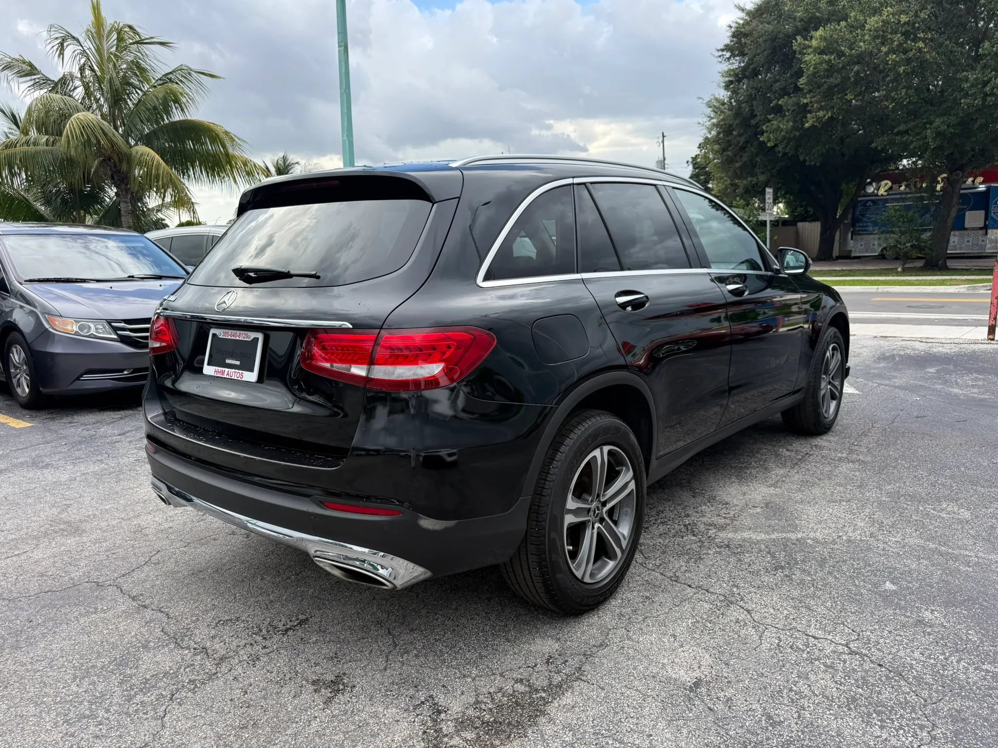 Used 2019 Mercedes-Benz GLC 300 image 5