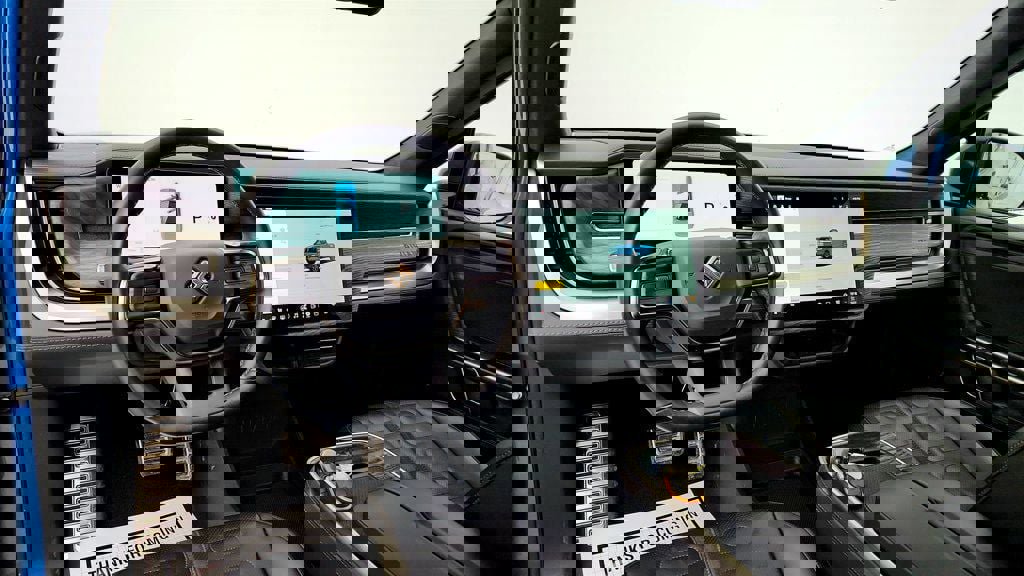 Used 2022 Rivian R1T Adventure image 12