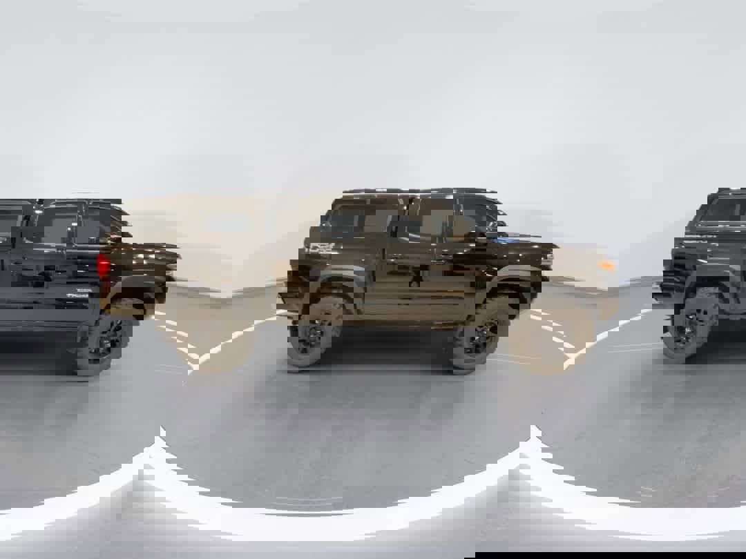 Used 2018 Toyota Tacoma TRD Off-Road image 9