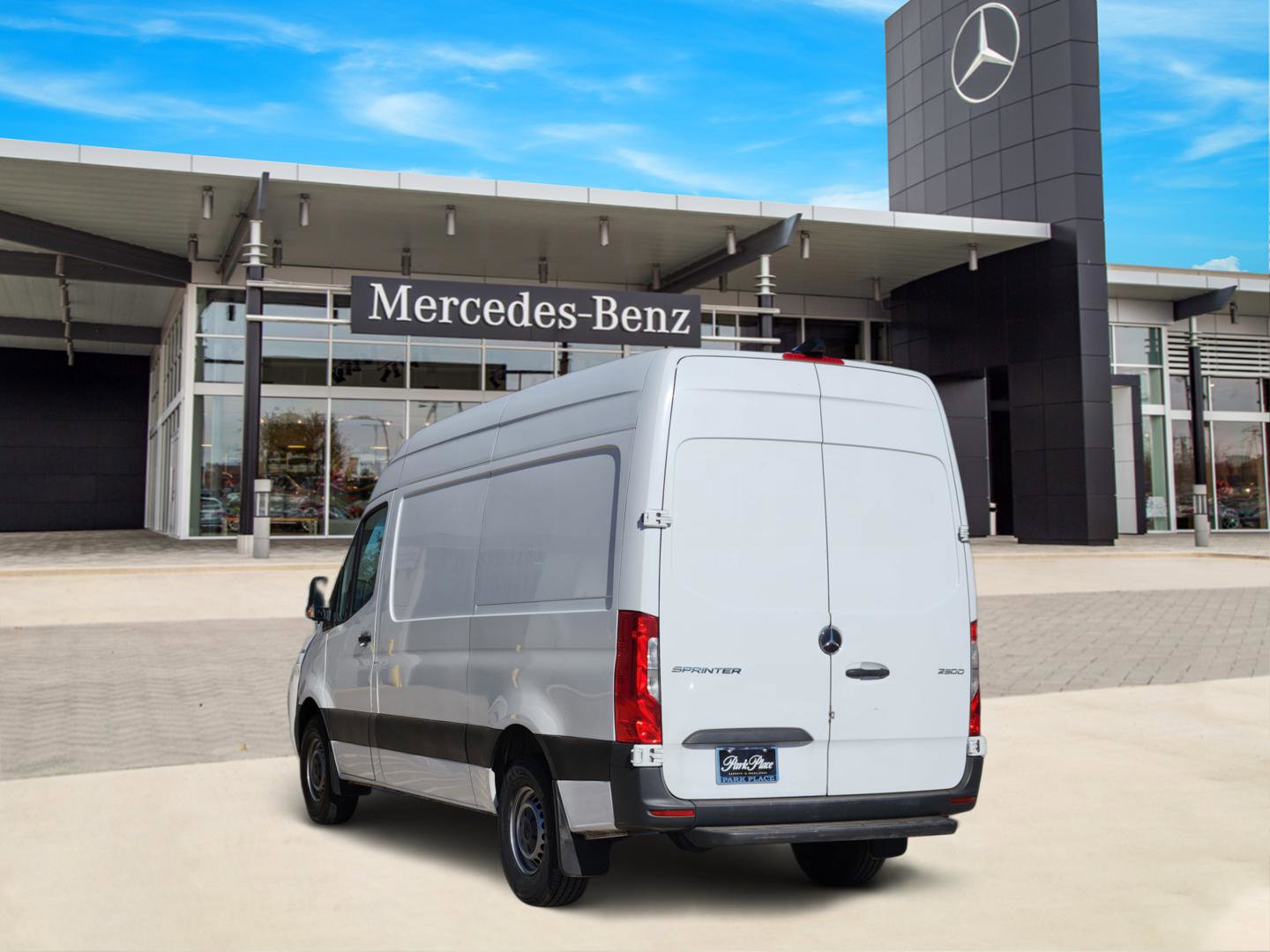 Used 2020 Mercedes-Benz Sprinter 144 Cargo image 4