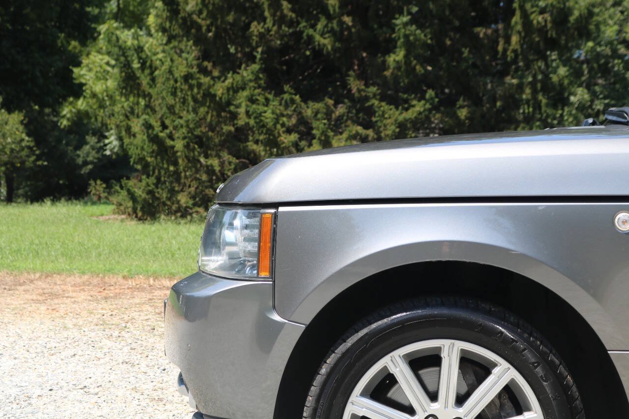 Used 2011 Land Rover Range Rover Supercharged AWD/4WD image 12