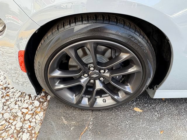 Used 2022 Dodge Charger Scat Pack RWD image 3