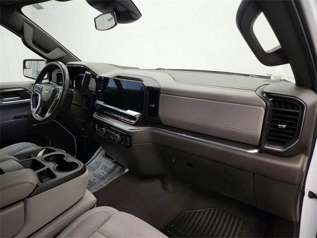Used 2023 Chevrolet Silverado 1500 LT image 31