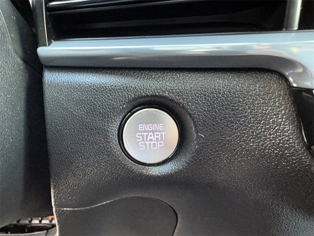 Certified 2025 Kia Sorento SX Prestige w/ Olive Brown Leather Package image 32