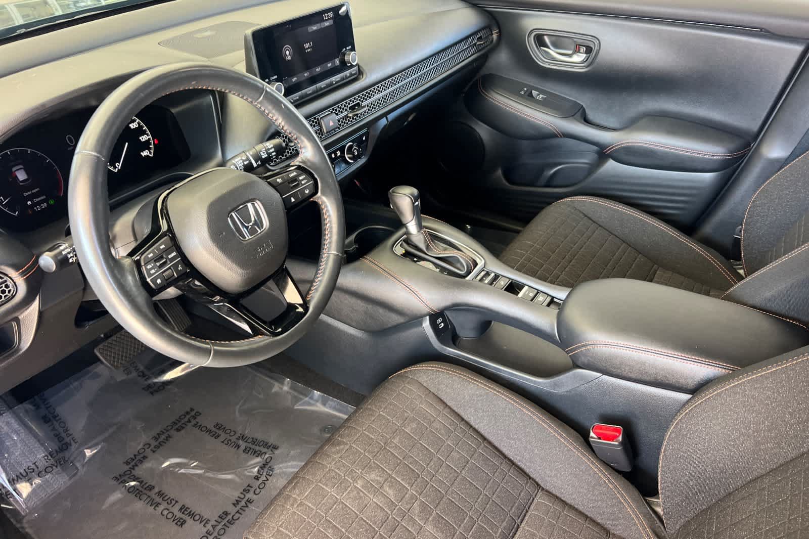 Used 2024 Honda HR-V Sport image 11