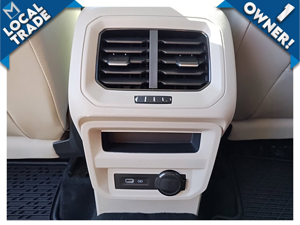 Used 2023 Volkswagen Tiguan SE w/ Panoramic Sunroof Package AWD/4WD image 29