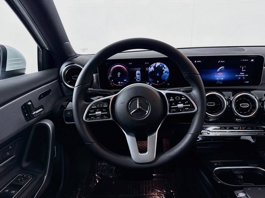 Used 2019 Mercedes-Benz A 220 image 28