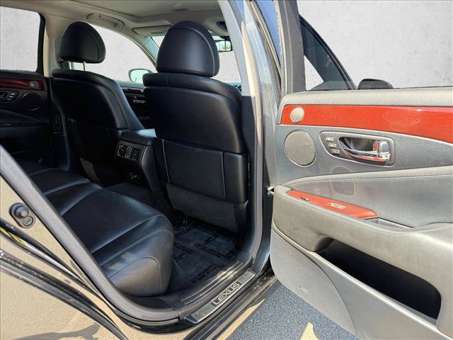 Used 2008 Lexus LS 460 RWD image 23