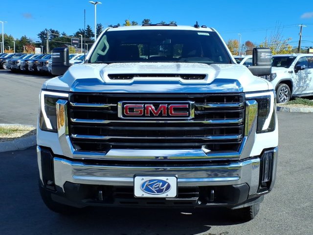 New 2026 GMC Sierra 2500 SLE w/ Preferred Package AWD/4WD image 2