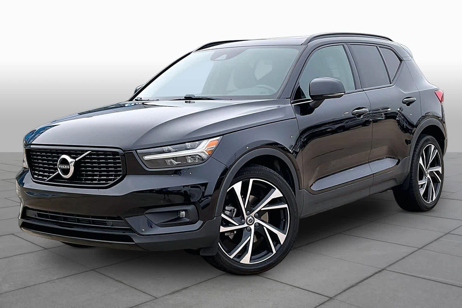 Used 2021 Volvo XC40 T5 R-Design w/ Climate Package AWD/4WD image 3