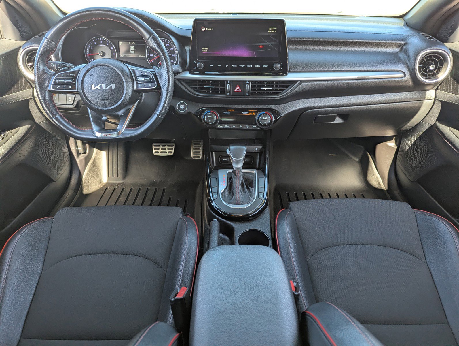 Used 2022 Kia Forte GT image 14