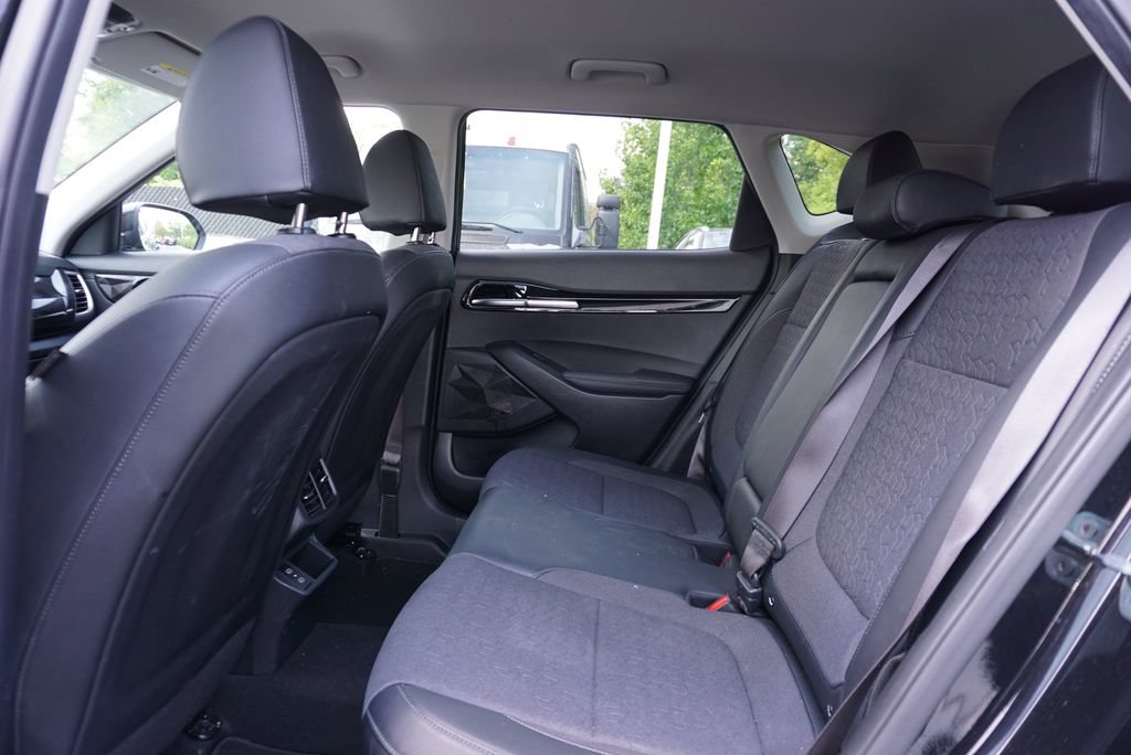 Used 2024 Kia Seltos S AWD/4WD image 19