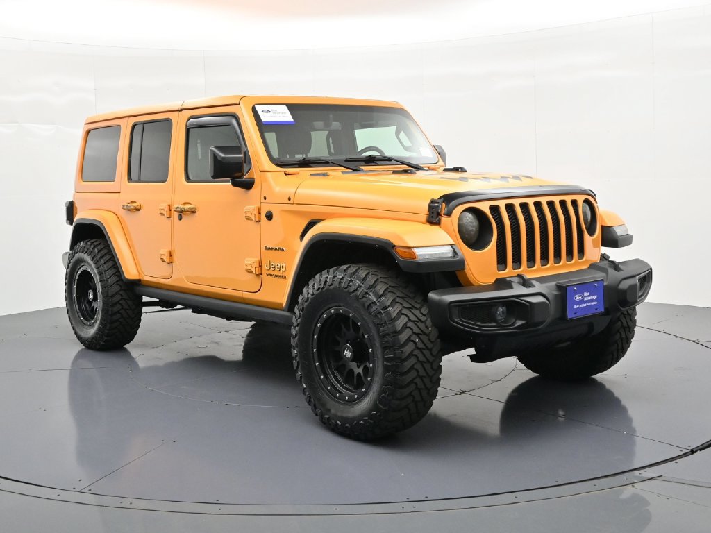 Used 2021 Jeep Wrangler Unlimited Sahara AWD/4WD image 4