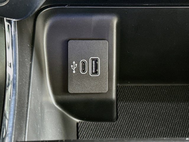 Used 2025 Ford F150 STX RWD image 18