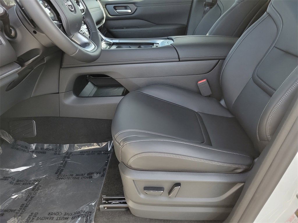 New 2026 Nissan Armada SV image 14