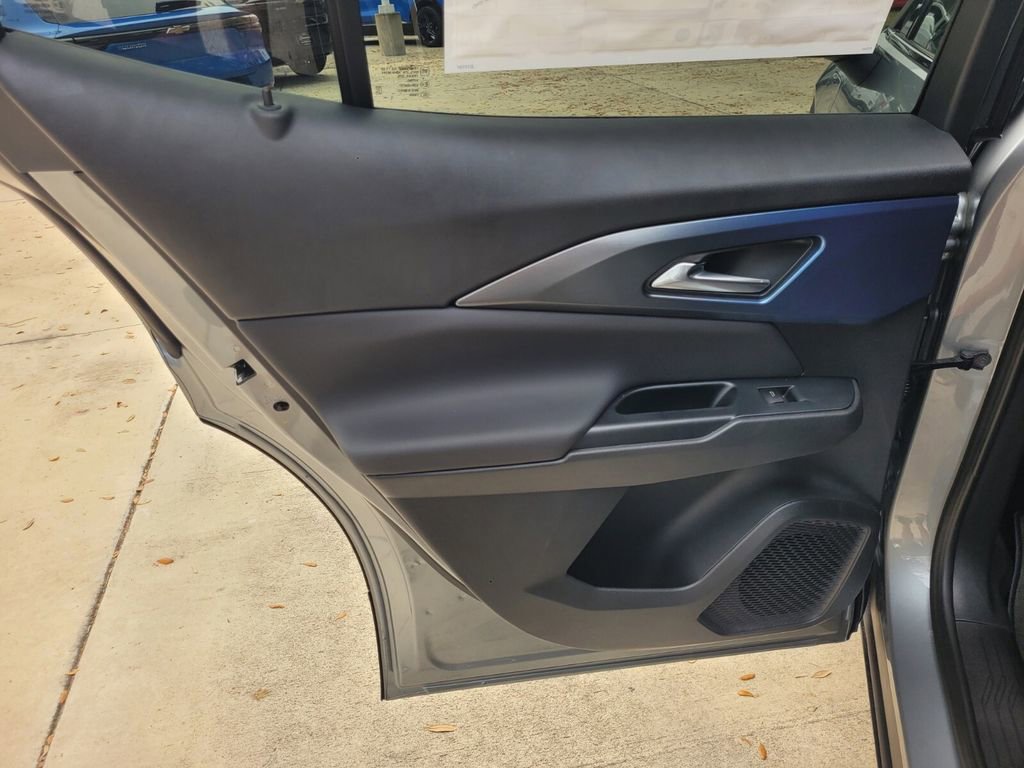 New 2026 Chevrolet Equinox EV LT FWD image 22