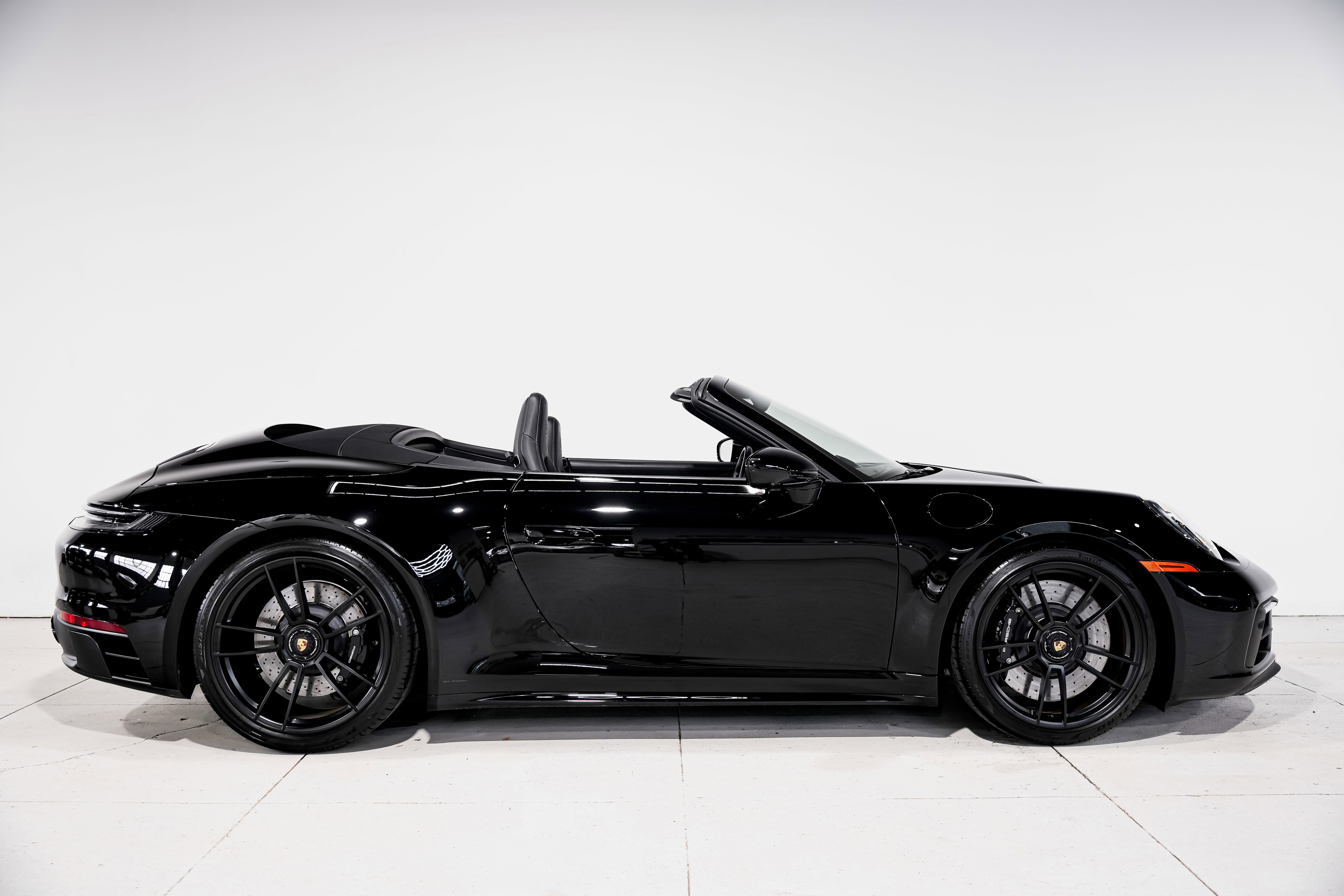 Used 2022 Porsche 911 Carrera GTS image 2