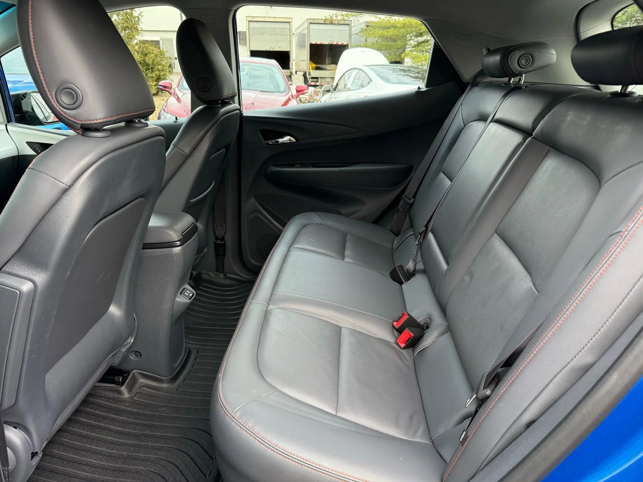 Used 2017 Chevrolet Bolt Premier w/ Driver Confidence II Package image 14